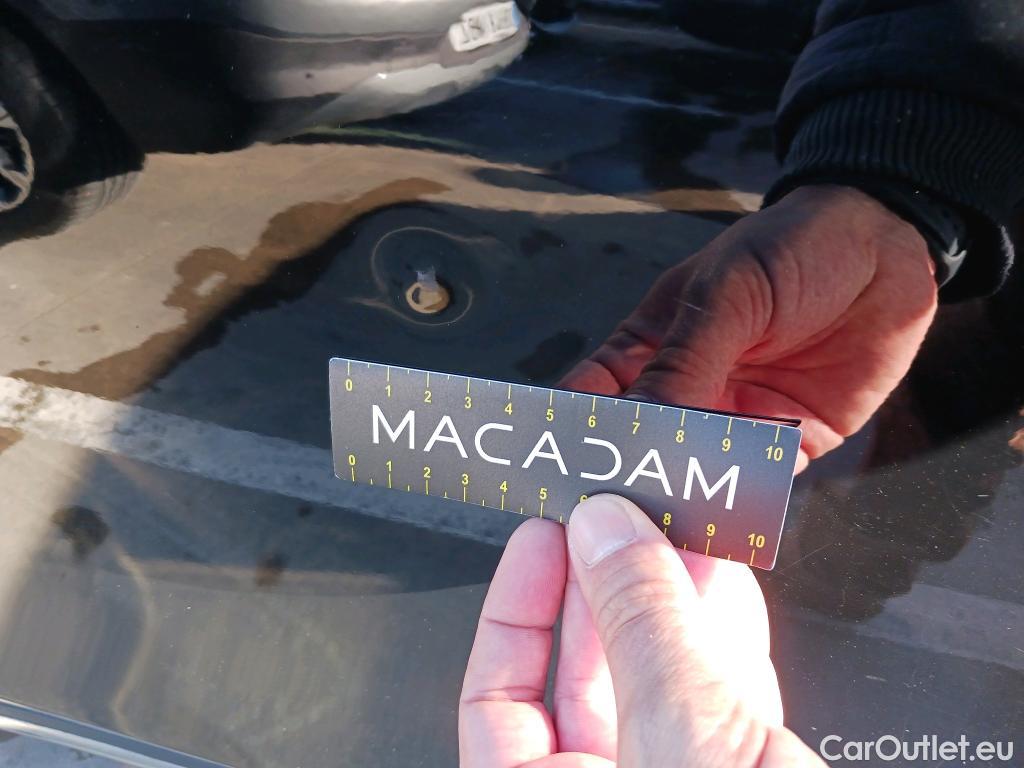  Mercedes  GLB MERCEDES-BENZ  / 2019 / 5P / todoterreno 2.0  200 D DCT 110KW (150CV) #17