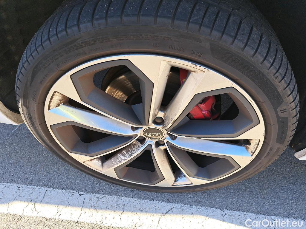  Audi  Q5 AUDI  SPORTBACK / 2020 / 5P / todoterreno Black line 40 TDI 150kW quattro-ultra #28