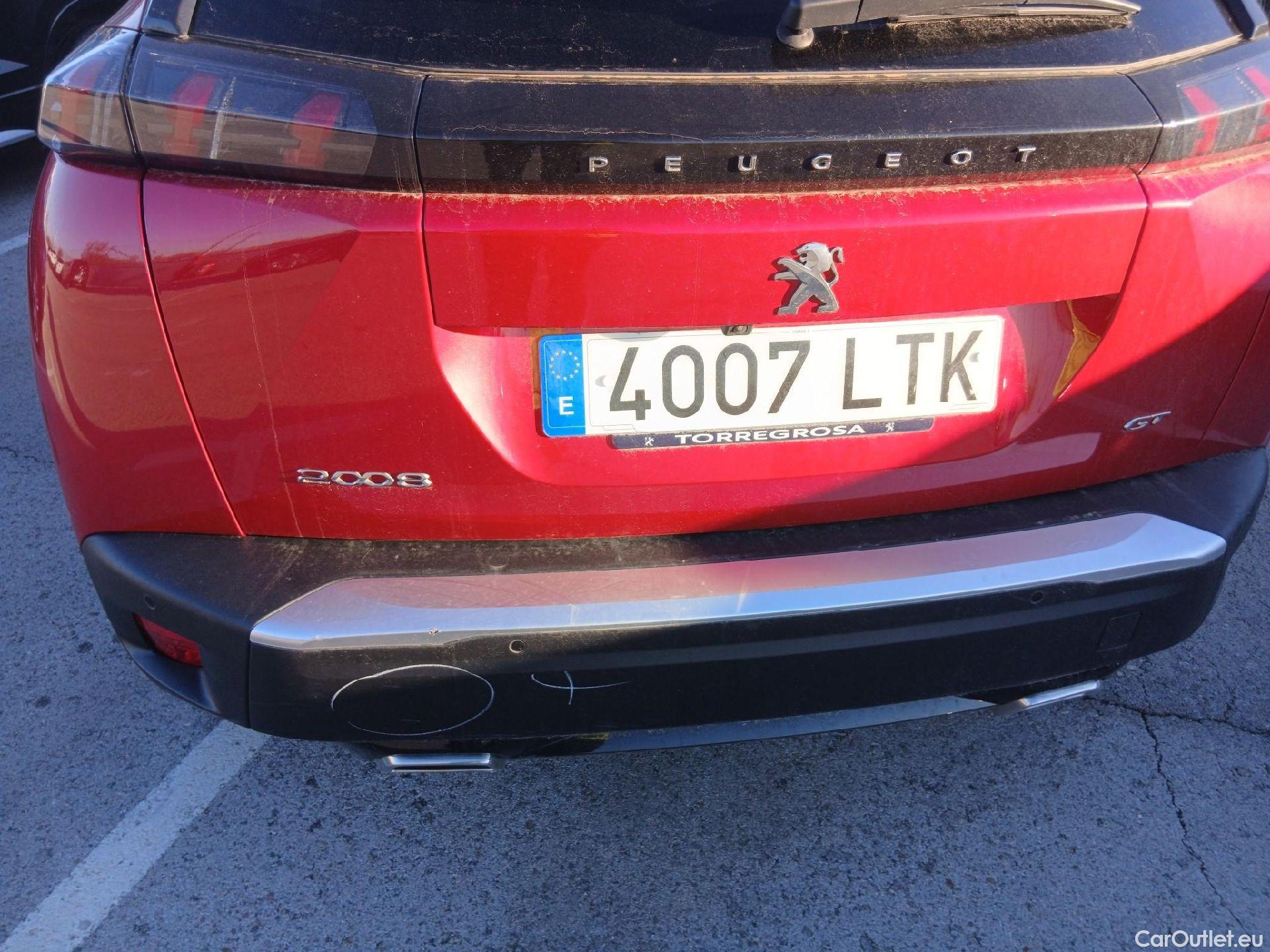  Peugeot  2008 PEUGEOT  / 2019 / 5P / todoterreno GT Puretech 130 S&S EAT8 #18