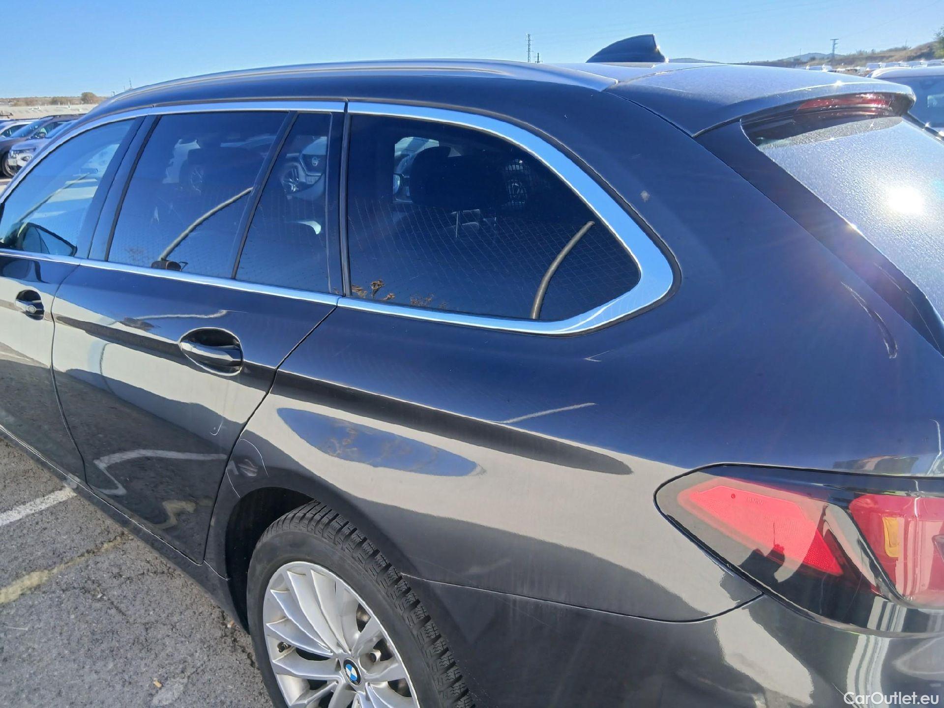  Bmw  Serie 5 BMW  / 2020 / 5P / familiar 520dA xDrive Touring #14