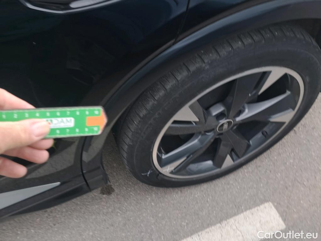  Audi  Q4 E-Tron AUDI  / 2021 / 5P / todoterreno S line 40 e-tron 150kW 82kWh #5