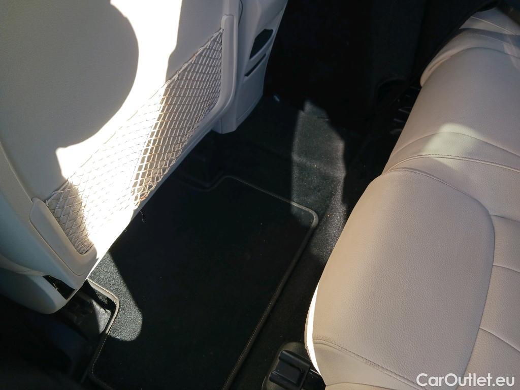  Mercedes  GLB MERCEDES-BENZ  / 2019 / 5P / todoterreno 2.0  200 D DCT 110KW (150CV) #38