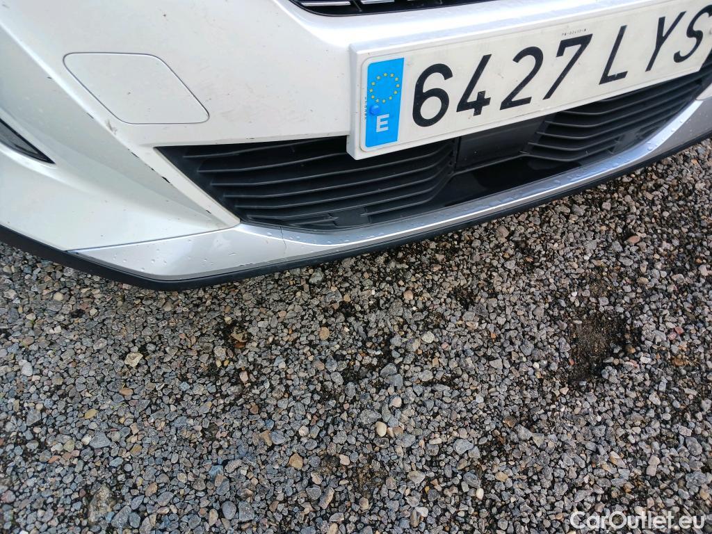  Peugeot  2008 PEUGEOT  / 2019 / 5P / todoterreno Allure BlueHDI 130 S&S EAT8 #30