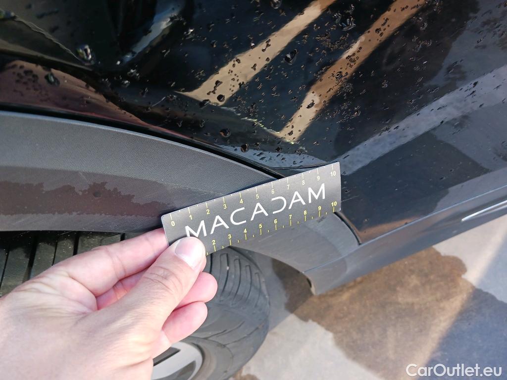  Mercedes  GLB MERCEDES-BENZ  / 2019 / 5P / todoterreno 2.0  200 D DCT 110KW (150CV) #23