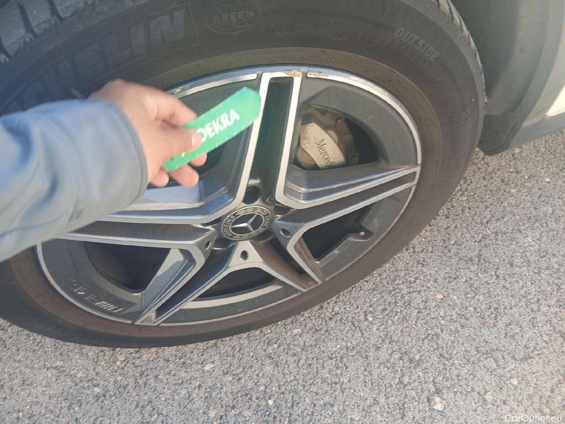  Mercedes  G-Klasee MERCEDES-BENZ GLC Coupé / 2019 / 5P / coupé GLC 220 d 4MATIC #9