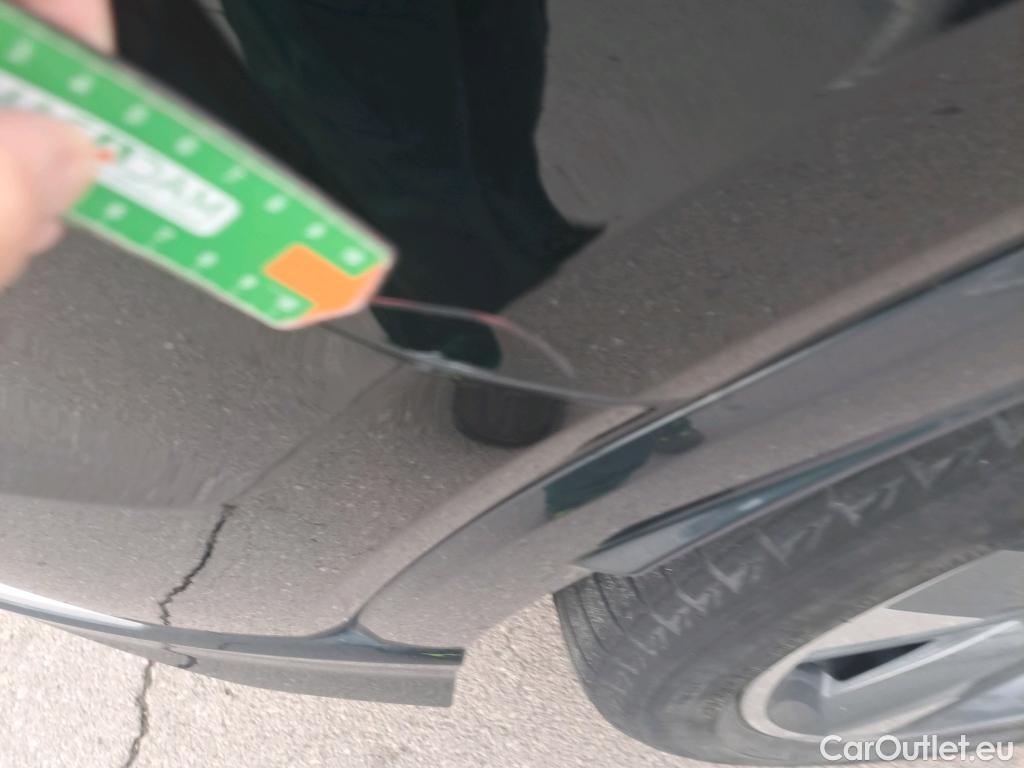  Audi  Q4 E-Tron AUDI  / 2021 / 5P / todoterreno S line 40 e-tron 150kW 82kWh #15