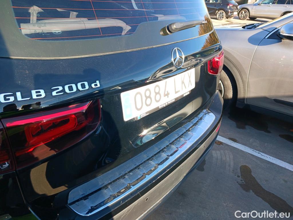  Mercedes  GLB MERCEDES-BENZ  / 2019 / 5P / todoterreno 2.0  200 D DCT 110KW (150CV) #3