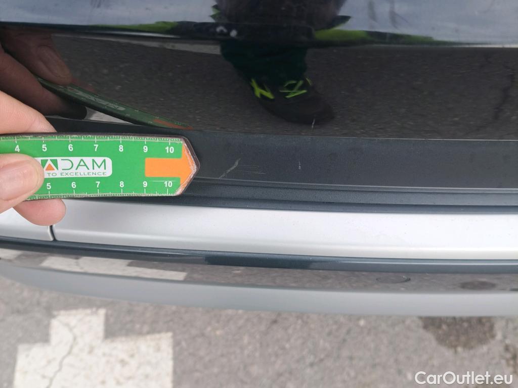  Audi  Q4 E-Tron AUDI  / 2021 / 5P / todoterreno S line 40 e-tron 150kW 82kWh #35