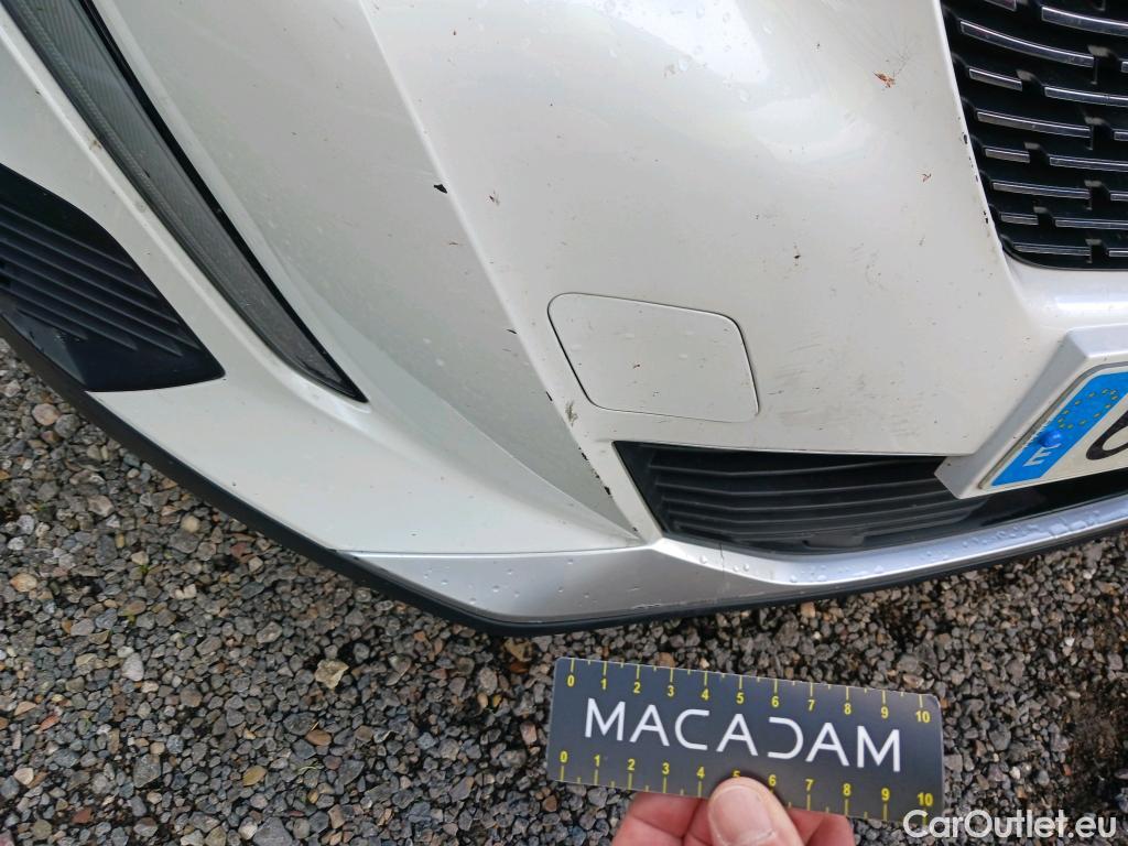  Peugeot  2008 PEUGEOT  / 2019 / 5P / todoterreno Allure BlueHDI 130 S&S EAT8 #29