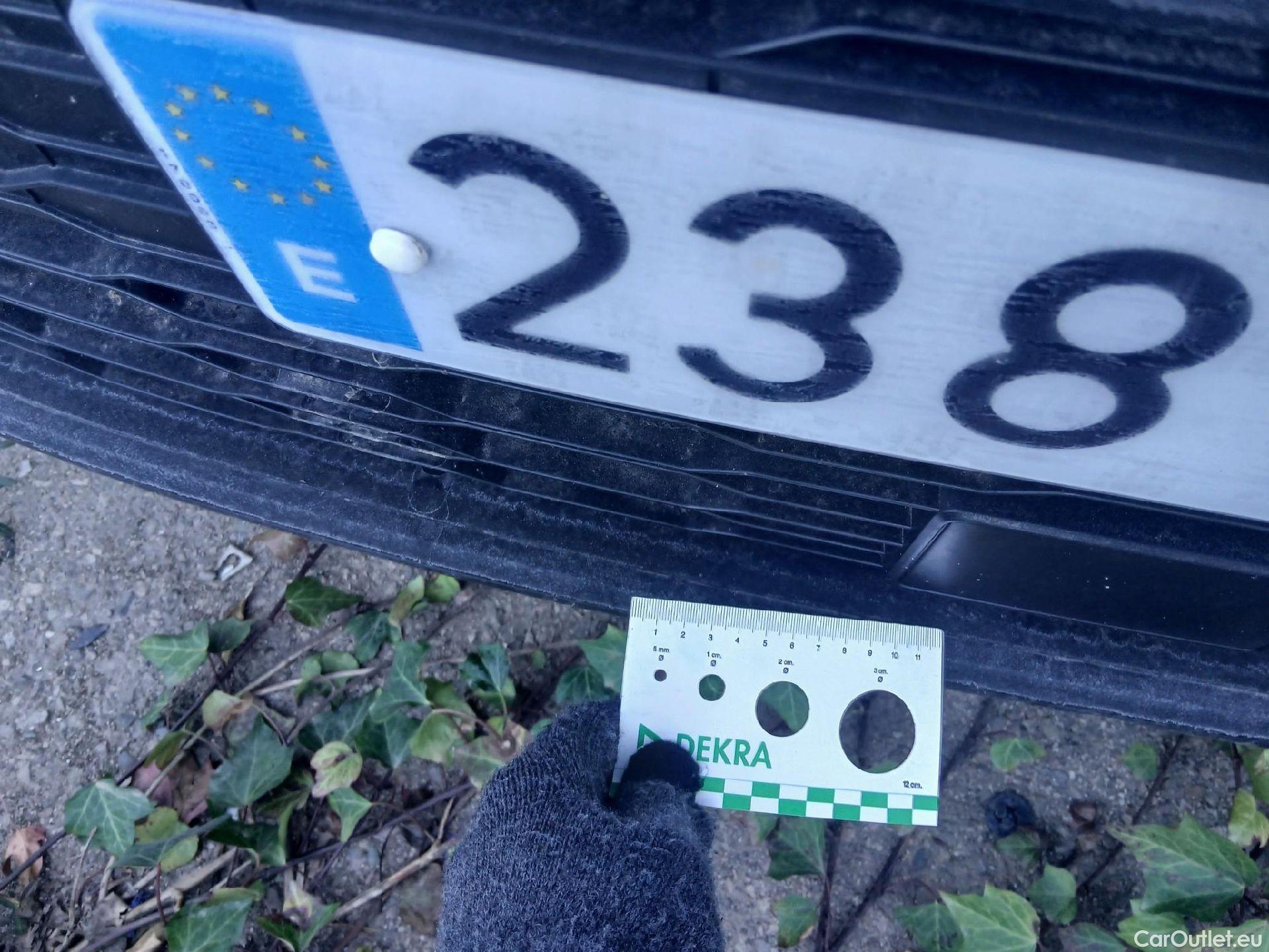  Seat  Arona SEAT  / 2017 / 5P / todoterreno 1.0 TSI 70kW (95CV) Style Edition Eco (CX) #4