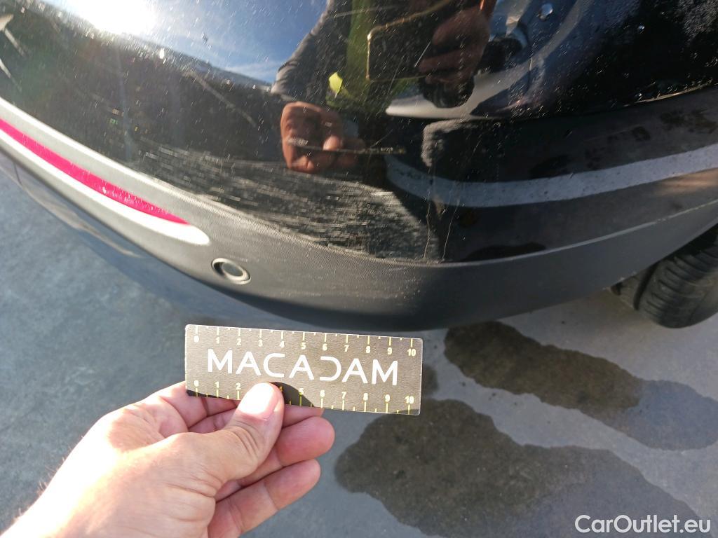  Mercedes  GLB MERCEDES-BENZ  / 2019 / 5P / todoterreno 2.0  200 D DCT 110KW (150CV) #29