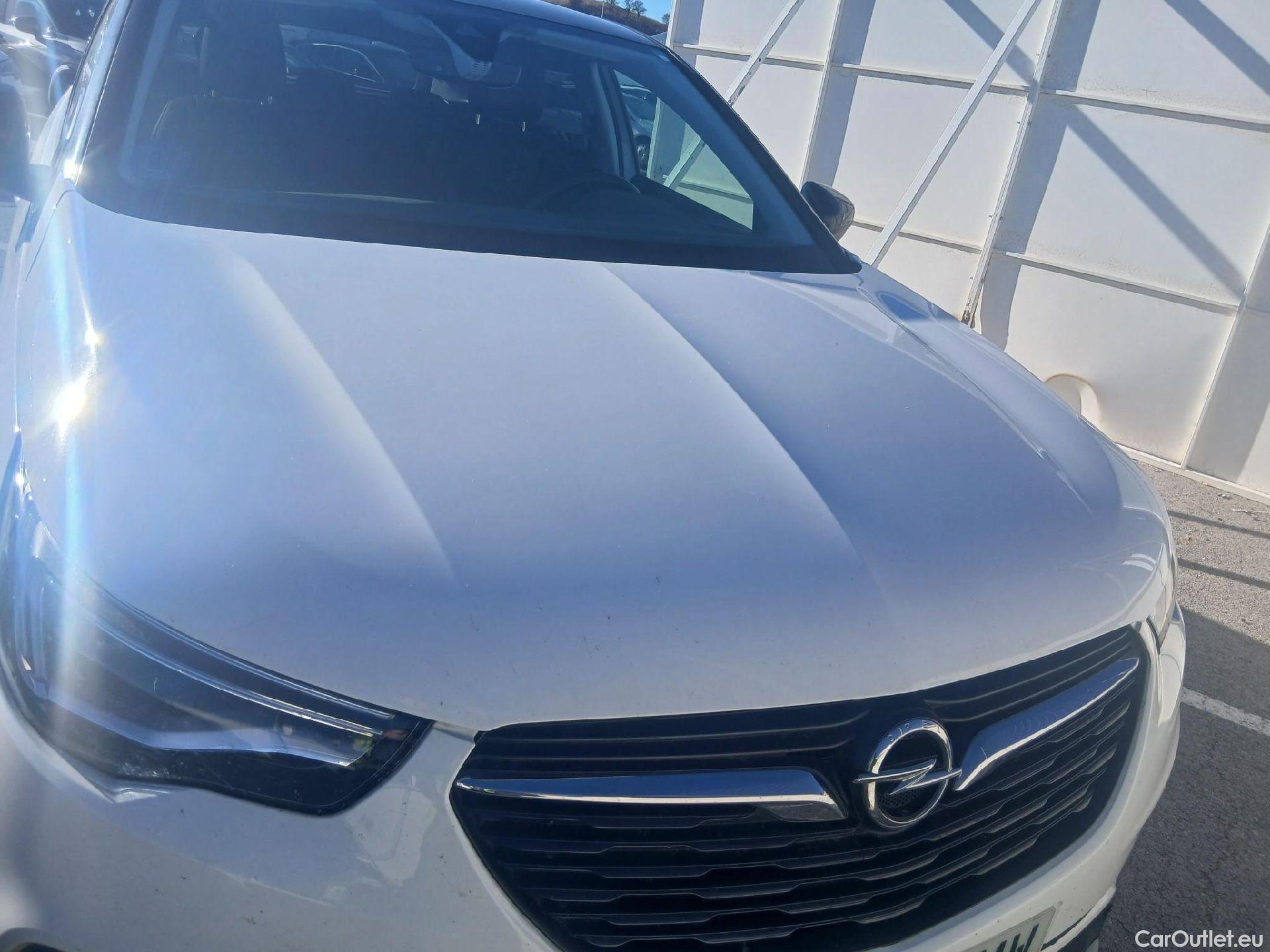  Opel   Grandland X OPEL PHEV / 2017 / 5P / todoterreno 1.6 Turbo Ultimate Auto 4x2 #9