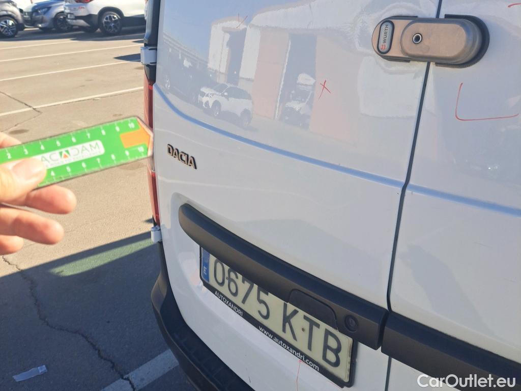 Dacia  Dokker DACIA  / 2013 / 4P / furgón derivado de turismo Van Essential dCi 66kW (90CV) #16