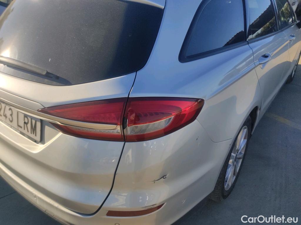  Ford  Mondeo FORD  / 2014 / 5P / familiar 2.0 TDCi 110kW Trend Powershift SB #1