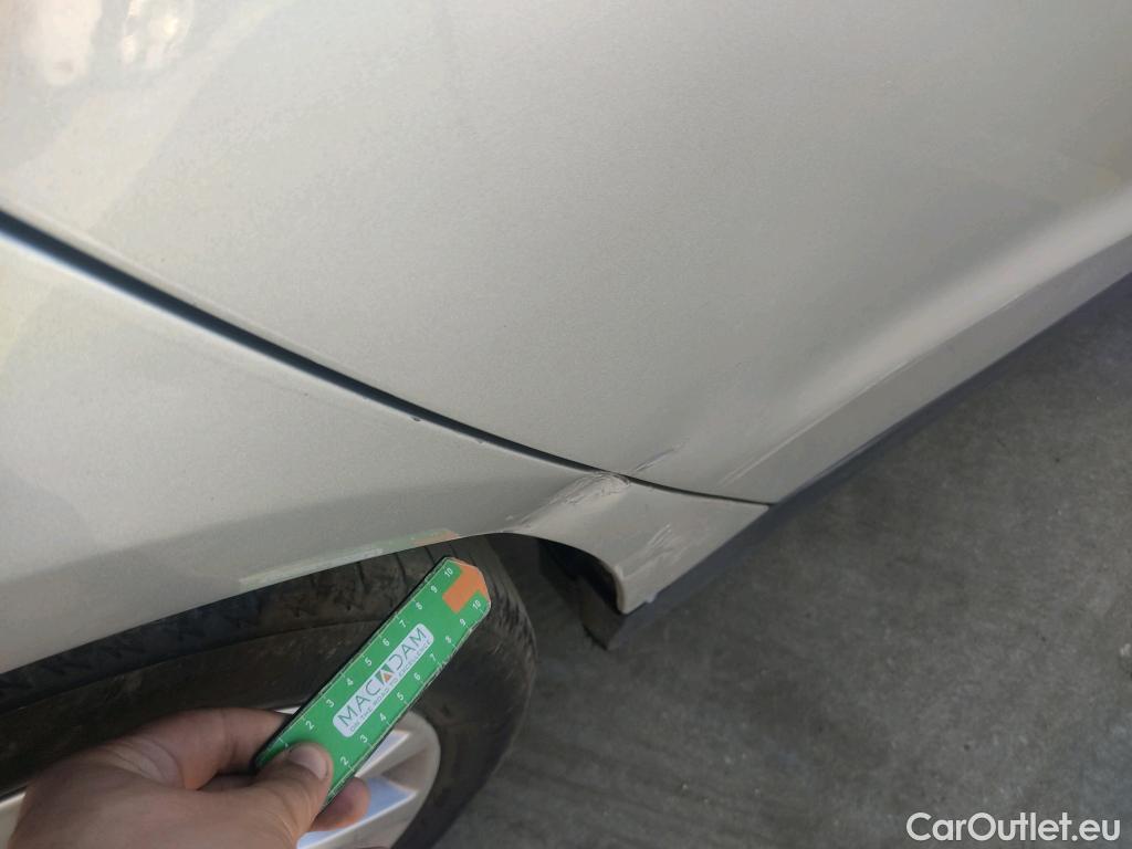  Ford  Mondeo FORD  / 2014 / 5P / familiar 2.0 TDCi 110kW Trend Powershift SB #4