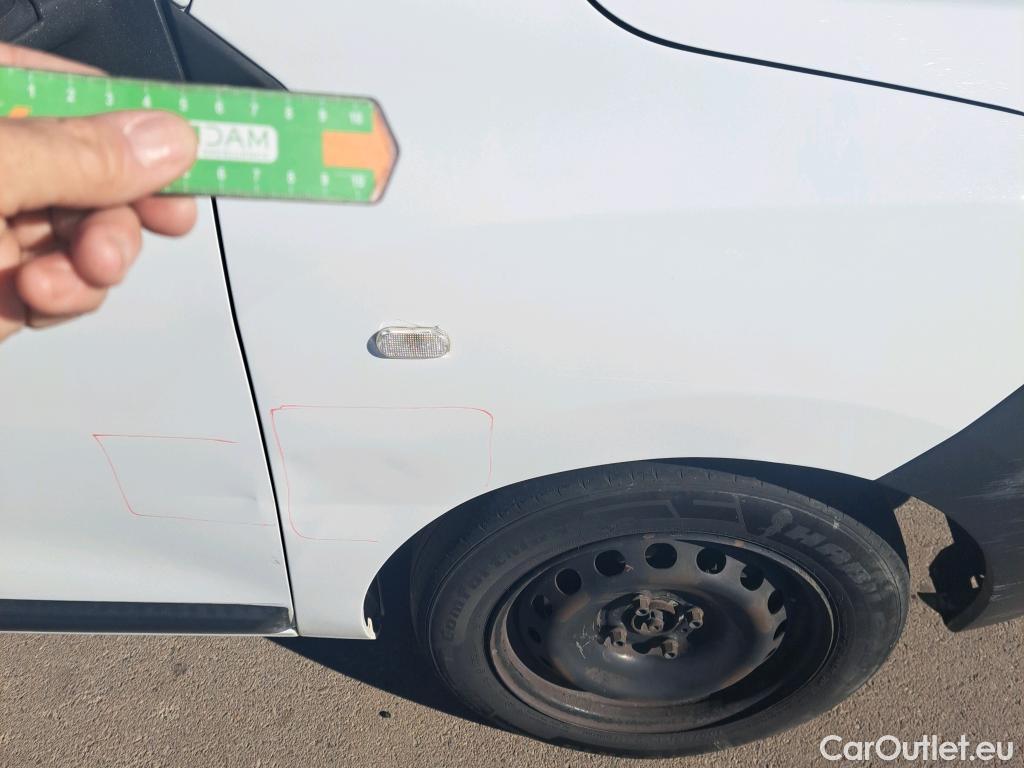  Dacia  Dokker DACIA  / 2013 / 4P / furgón derivado de turismo Van Essential dCi 66kW (90CV) #33