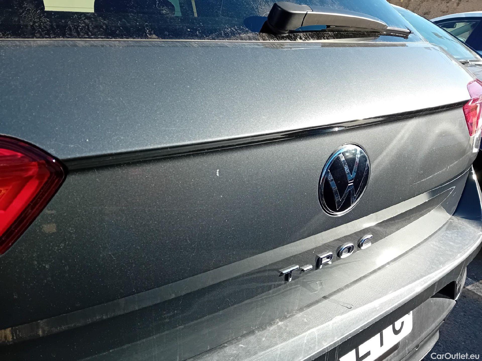  Volkswagen  T-ROC VOLKSWAGEN  / 2017 / 5P / todoterreno Advance 2.0 TDI 110kW (150CV) DSG (AC2) #9