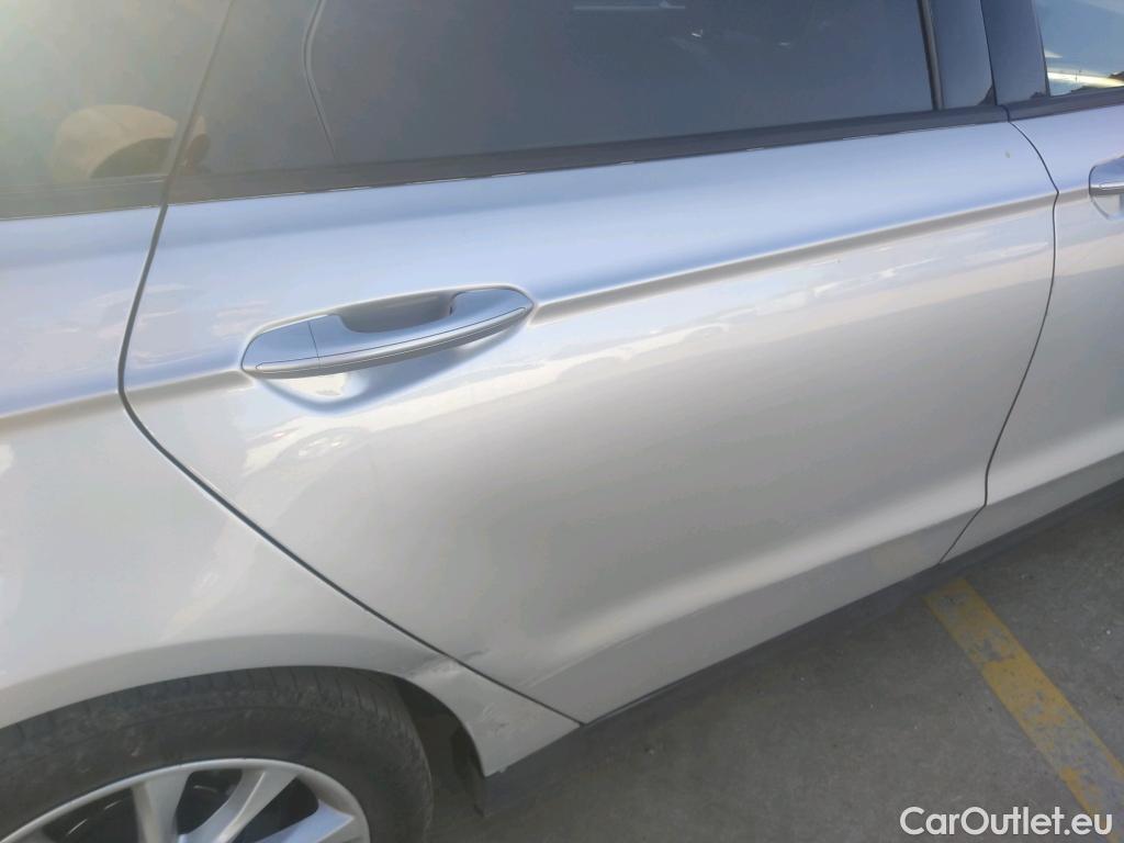  Ford  Mondeo FORD  / 2014 / 5P / familiar 2.0 TDCi 110kW Trend Powershift SB #7