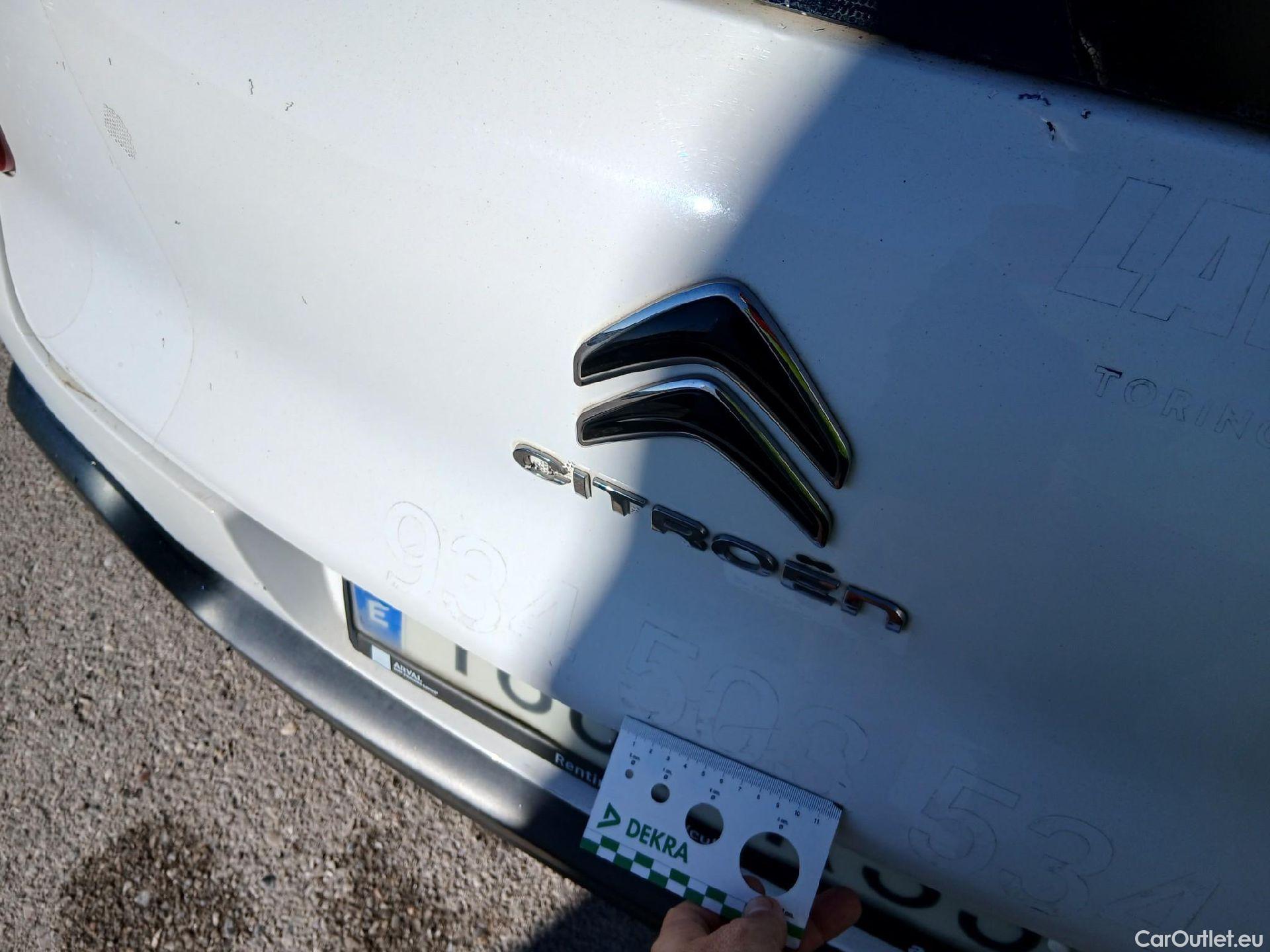  Citroen  C3 CITROEN  / 2016 / 5P / berlina comercial BlueHDi 55KW (75CV) S&S Comercial #17