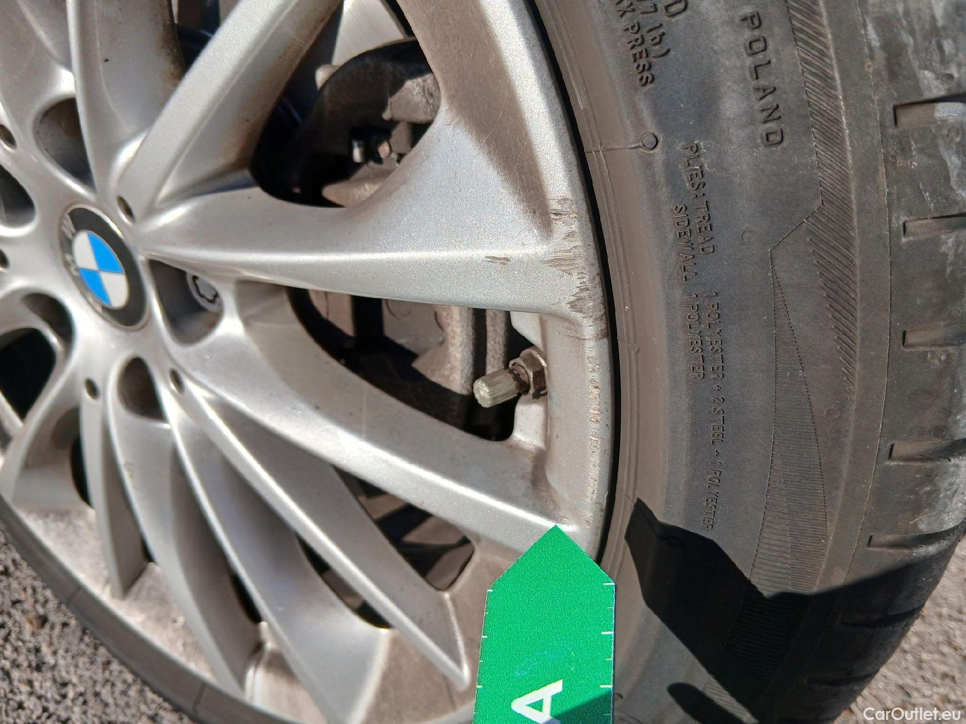  Bmw  Serie 1 BMW  / 2019 / 5P / berlina con portón 118i #22