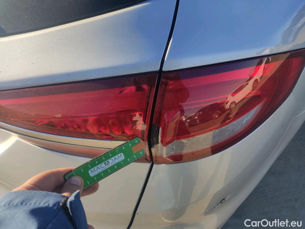  Ford  Mondeo FORD  / 2014 / 5P / familiar 2.0 TDCi 110kW Trend Powershift SB #2