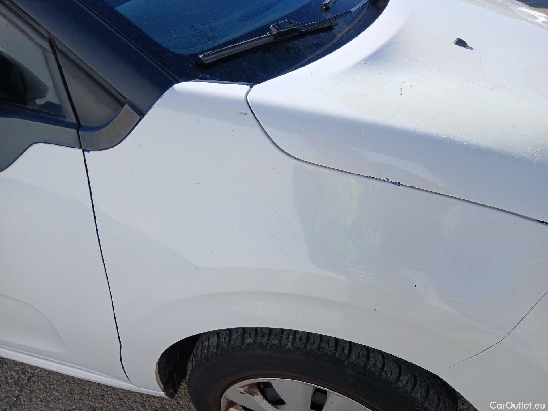  Citroen  C3 CITROEN  / 2016 / 5P / berlina comercial BlueHDi 55KW (75CV) S&S Comercial #34