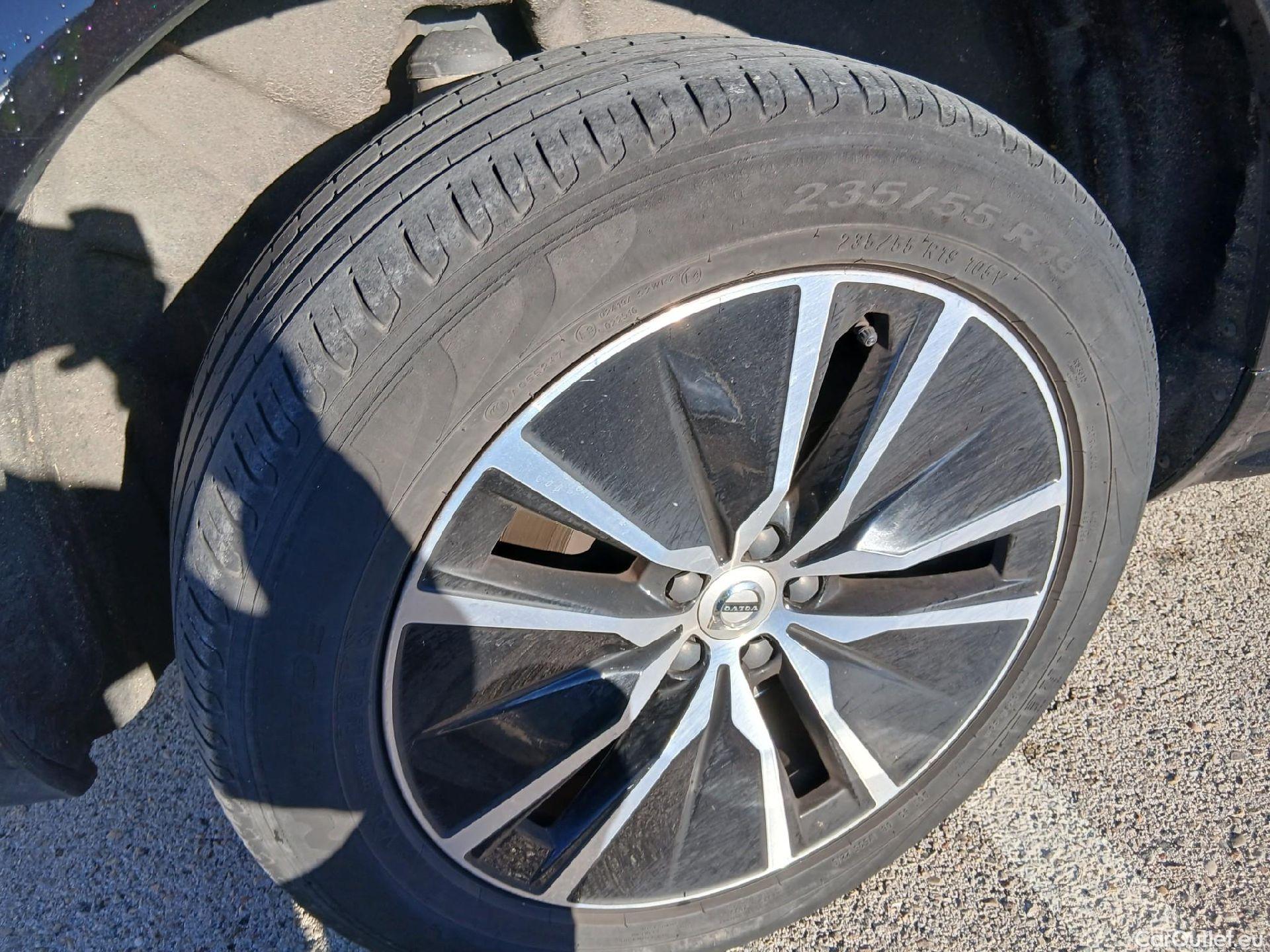  Volvo  XC90 VOLVO  / 2019 / 5P / todoterreno 2.0 B5 D5 AWD Business Plus Auto #3