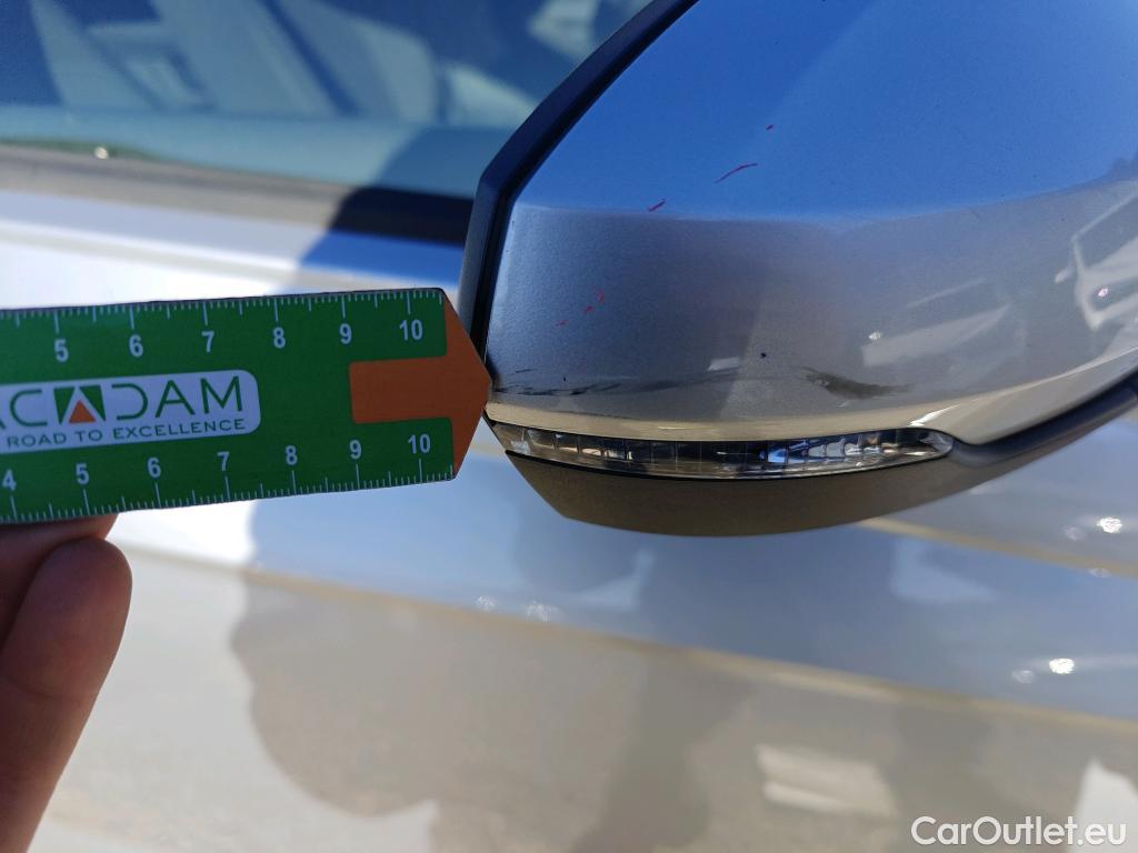  Volkswagen  Polo VOLKSWAGEN  / 2017 / 5P / berlina con portón Advance 1.0 TSI 70kW (95CV) DSG #42