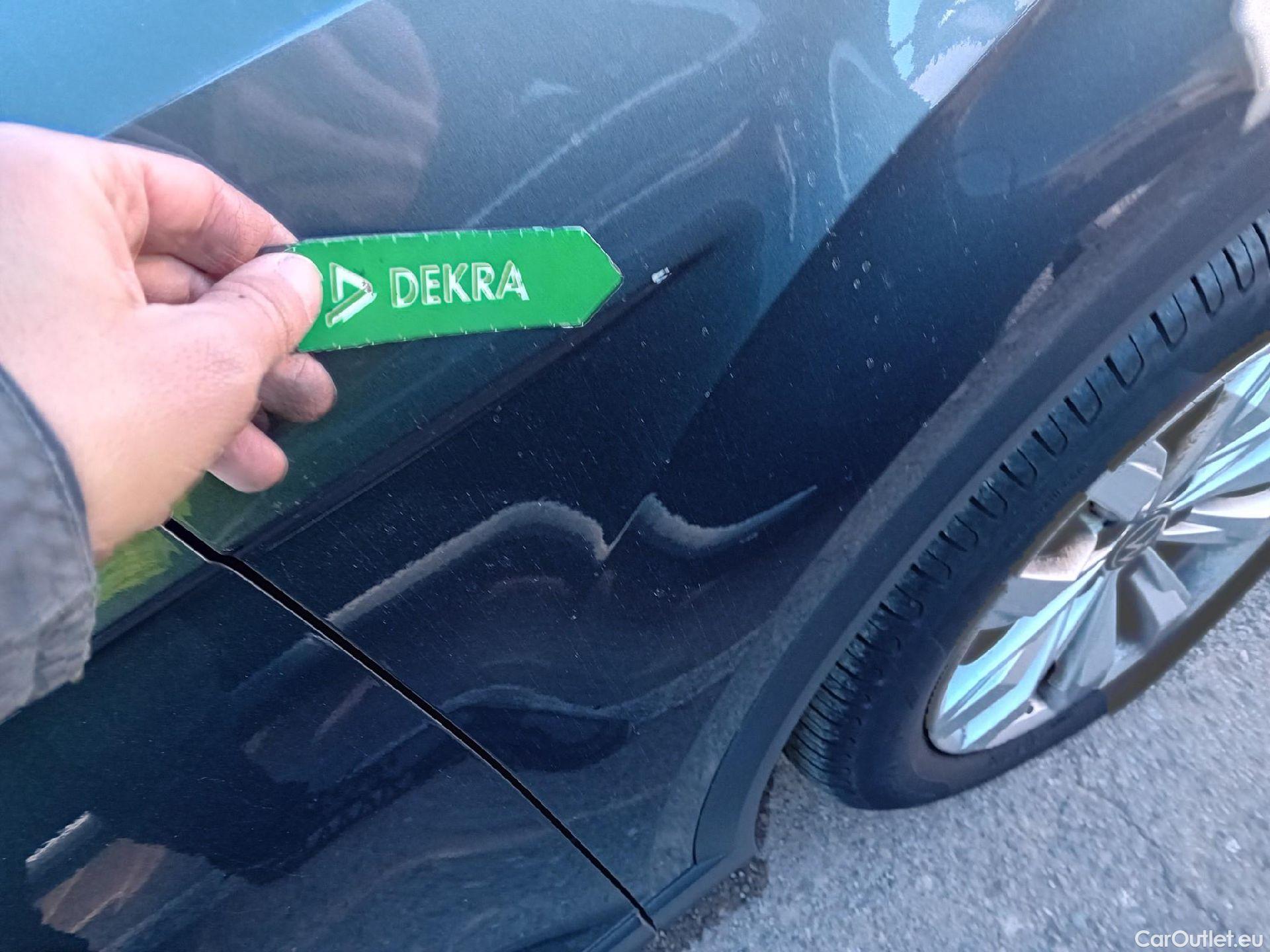  Volkswagen  T-ROC VOLKSWAGEN  / 2017 / 5P / todoterreno Advance 2.0 TDI 110kW (150CV) DSG (AC2) #19