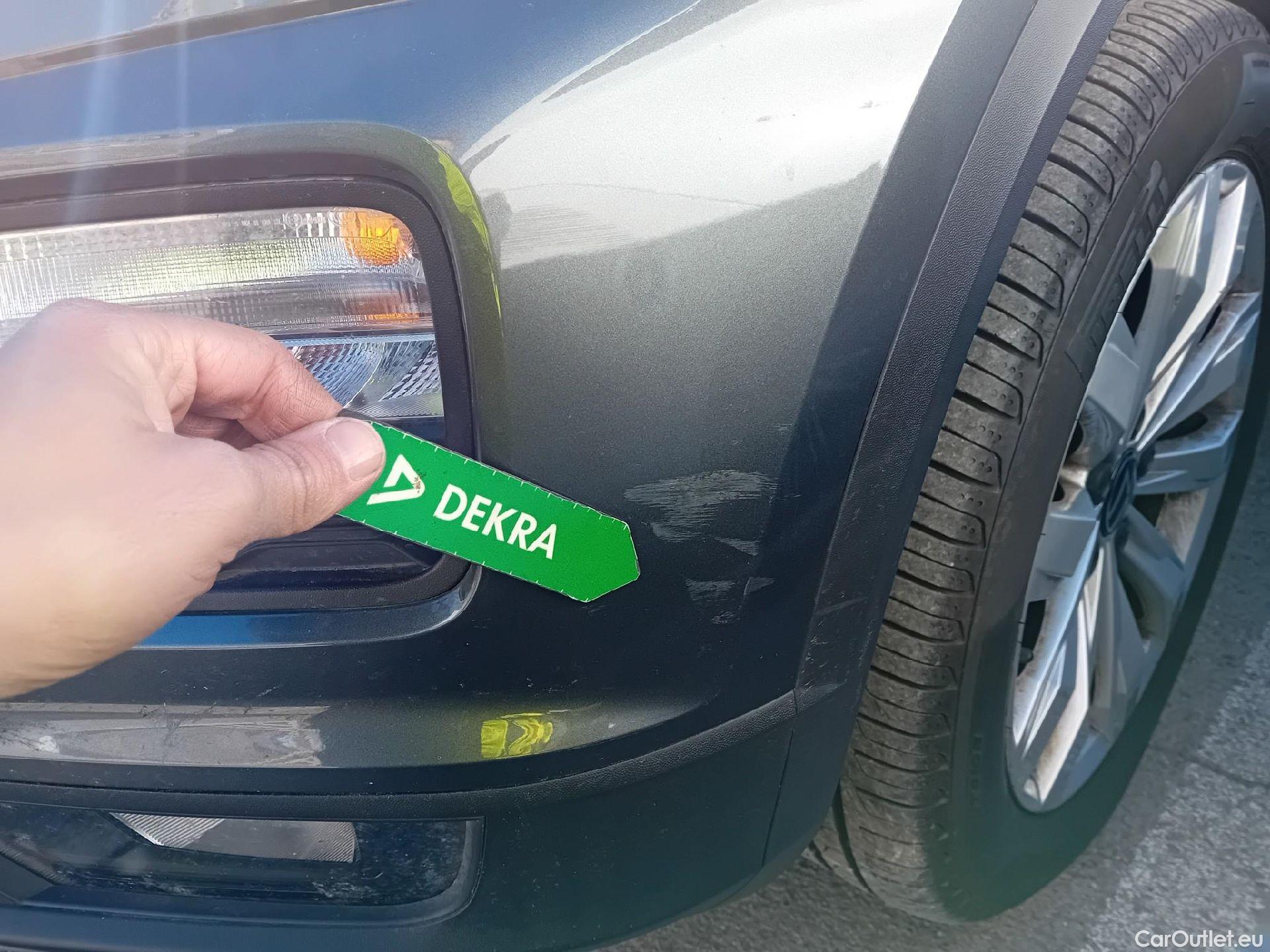  Volkswagen  T-ROC VOLKSWAGEN  / 2017 / 5P / todoterreno Advance 2.0 TDI 110kW (150CV) DSG (AC2) #5