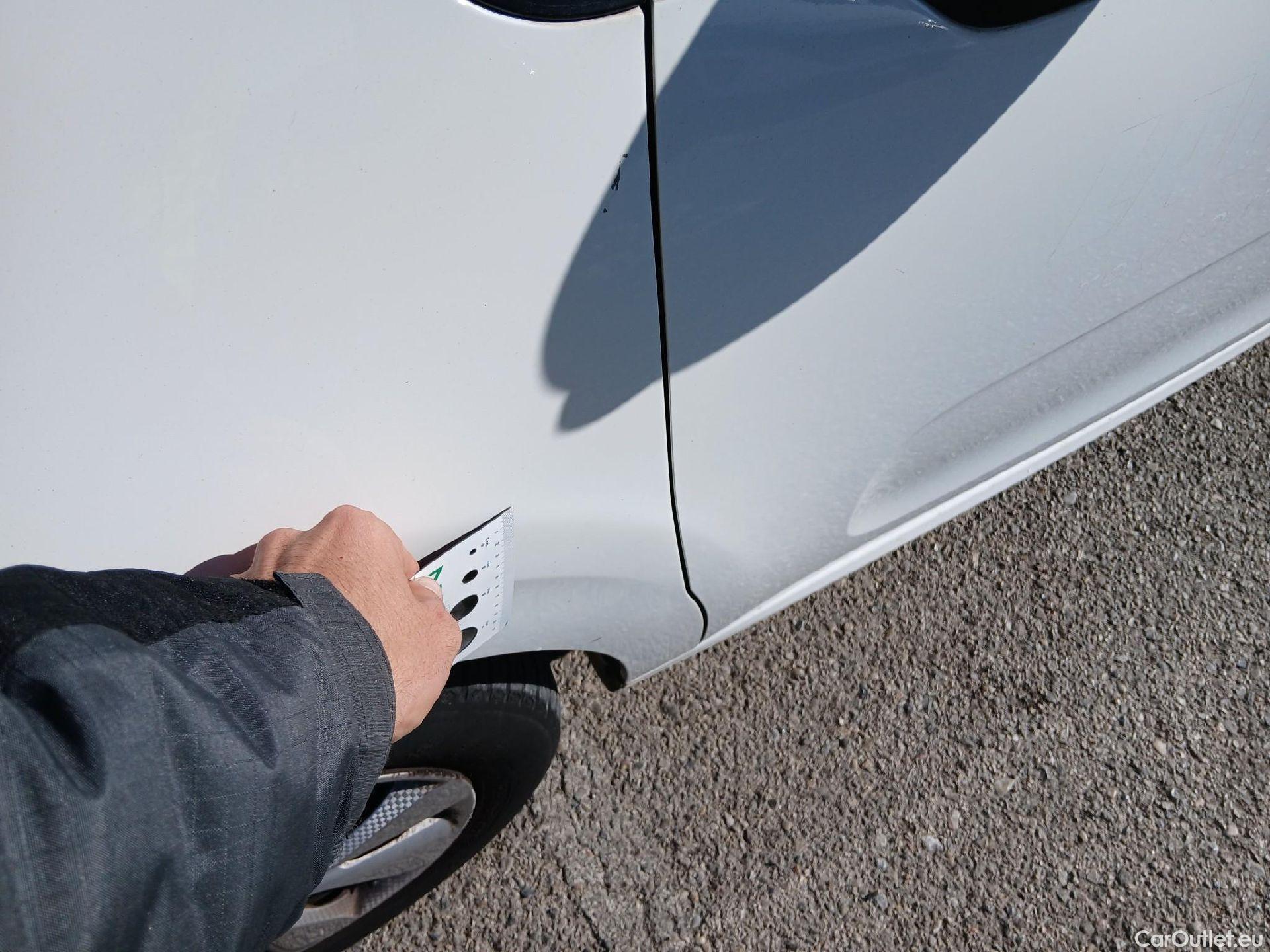  Citroen  C3 CITROEN  / 2016 / 5P / berlina comercial BlueHDi 55KW (75CV) S&S Comercial #7