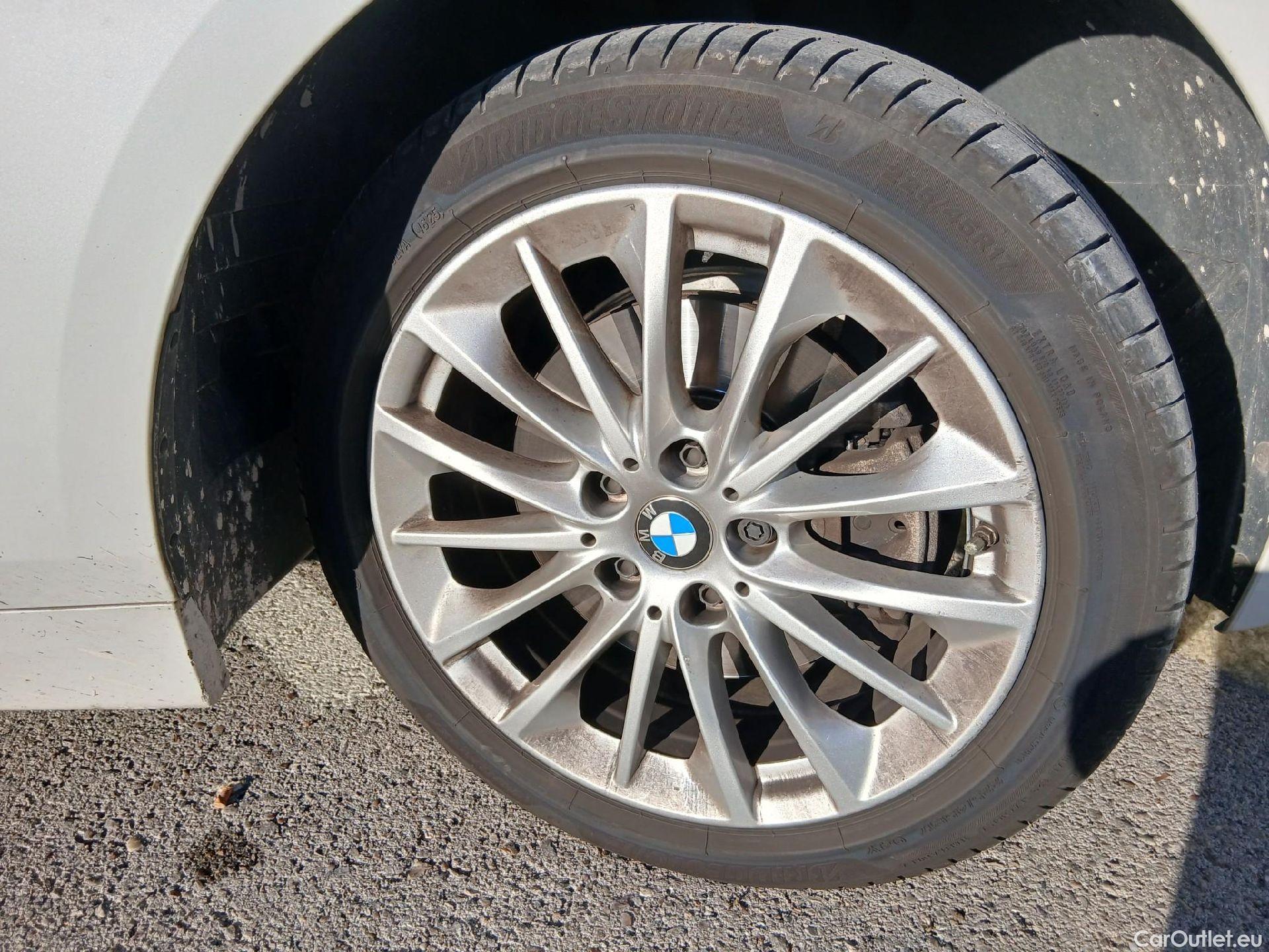  Bmw  Serie 1 BMW  / 2019 / 5P / berlina con portón 118i #21