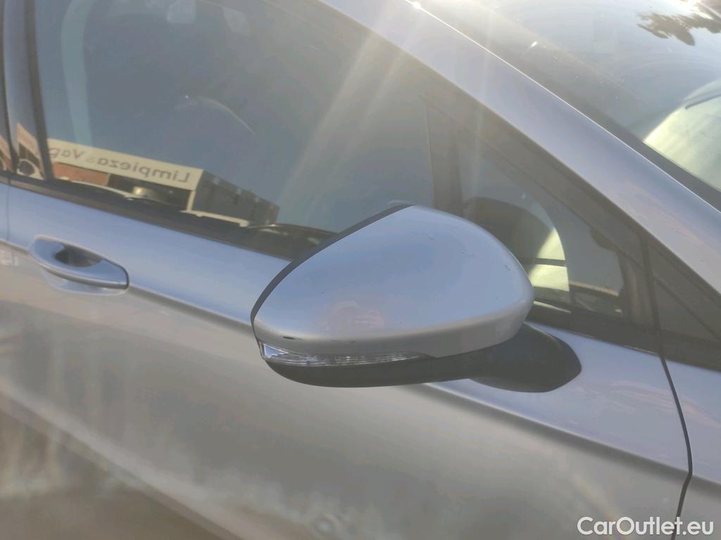  Ford  Mondeo FORD  / 2014 / 5P / familiar 2.0 TDCi 110kW Trend Powershift SB #36