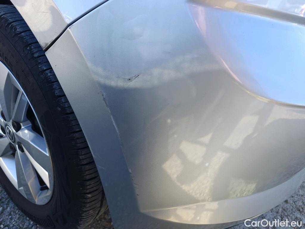  Volkswagen  Polo VOLKSWAGEN  / 2017 / 5P / berlina con portón Advance 1.0 TSI 70kW (95CV) DSG #24