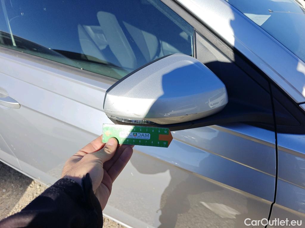  Volkswagen  Polo VOLKSWAGEN  / 2017 / 5P / berlina con portón Advance 1.0 TSI 70kW (95CV) DSG #41