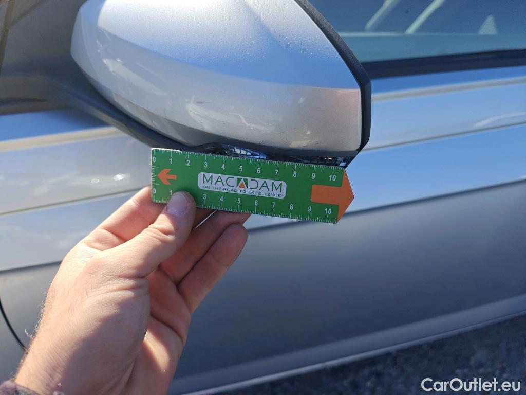  Volkswagen  Polo VOLKSWAGEN  / 2017 / 5P / berlina con portón Advance 1.0 TSI 70kW (95CV) DSG #29