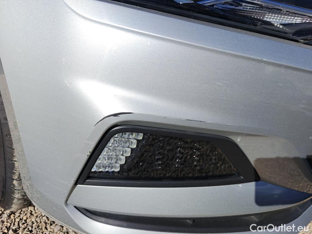  Volkswagen  Polo VOLKSWAGEN  / 2017 / 5P / berlina con portón Advance 1.0 TSI 70kW (95CV) DSG #17