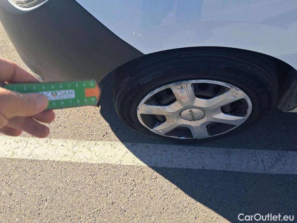  Dacia  Dokker DACIA  / 2013 / 4P / furgón derivado de turismo Van Essential dCi 66kW (90CV) #61