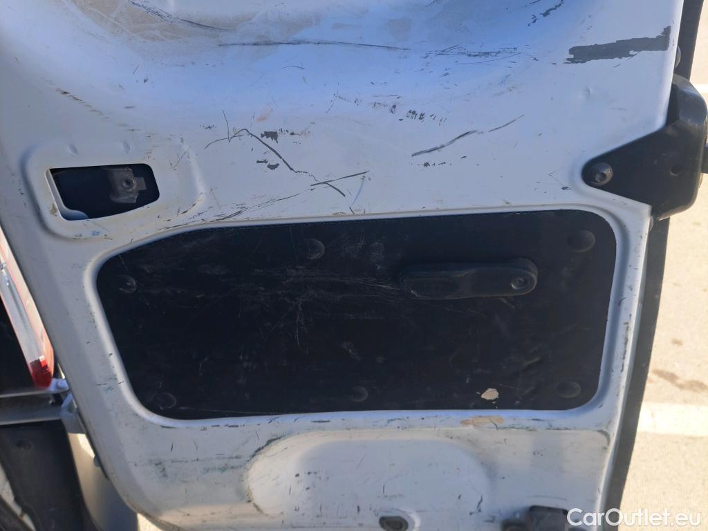  Dacia  Dokker DACIA  / 2013 / 4P / furgón derivado de turismo Van Essential dCi 66kW (90CV) #51