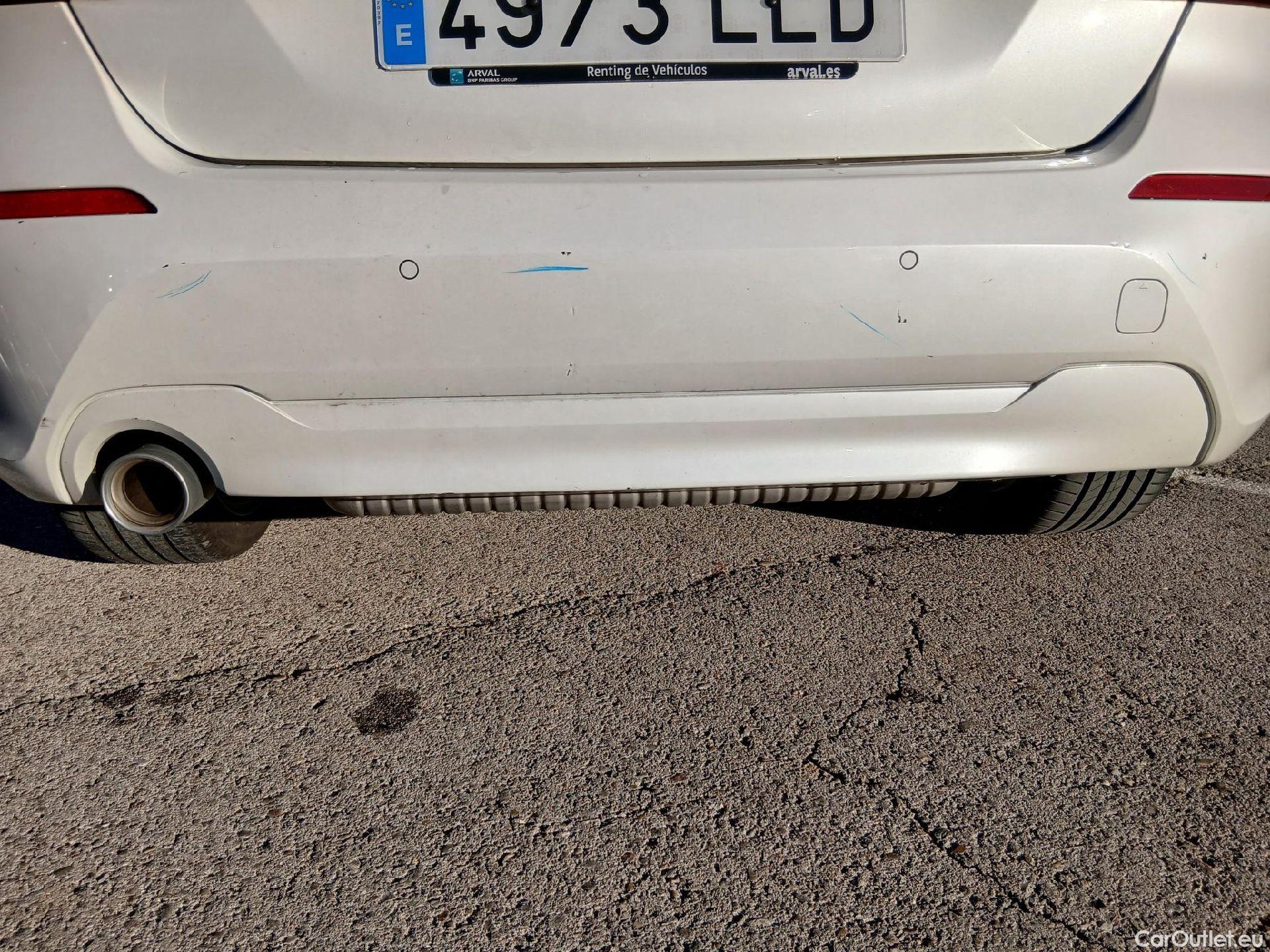  Bmw  Serie 1 BMW  / 2019 / 5P / berlina con portón 118i #13