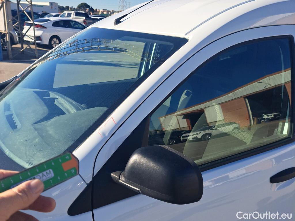  Dacia  Dokker DACIA  / 2013 / 4P / furgón derivado de turismo Van Essential dCi 66kW (90CV) #69