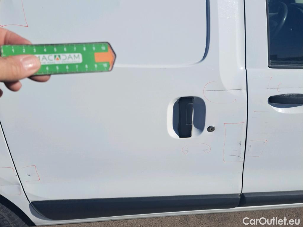  Dacia  Dokker DACIA  / 2013 / 4P / furgón derivado de turismo Van Essential dCi 66kW (90CV) #24