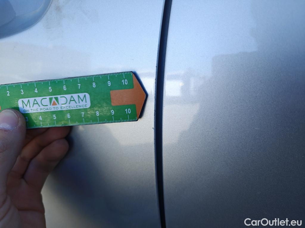  Volkswagen  Polo VOLKSWAGEN  / 2017 / 5P / berlina con portón Advance 1.0 TSI 70kW (95CV) DSG #34