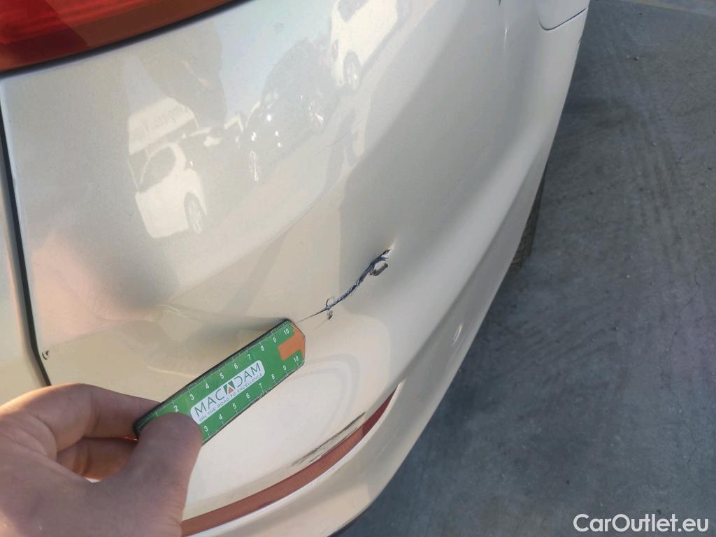  Ford  Mondeo FORD  / 2014 / 5P / familiar 2.0 TDCi 110kW Trend Powershift SB #15