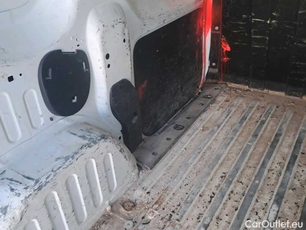  Dacia  Dokker DACIA  / 2013 / 4P / furgón derivado de turismo Van Essential dCi 66kW (90CV) #39