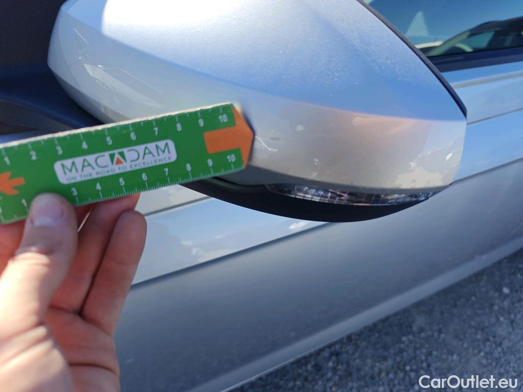  Volkswagen  Polo VOLKSWAGEN  / 2017 / 5P / berlina con portón Advance 1.0 TSI 70kW (95CV) DSG #32