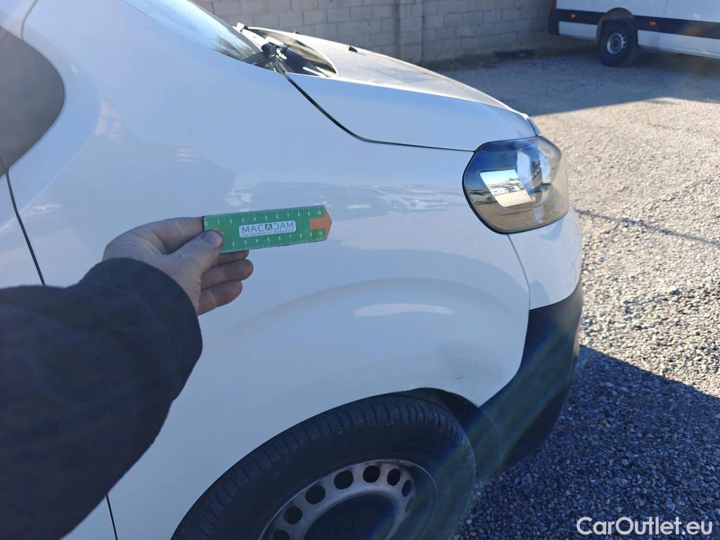  Opel  Vivaro OPEL  / 2019 / 4P / furgón 2.0 Diésel 88kW (120CV) L Inc. Express #11