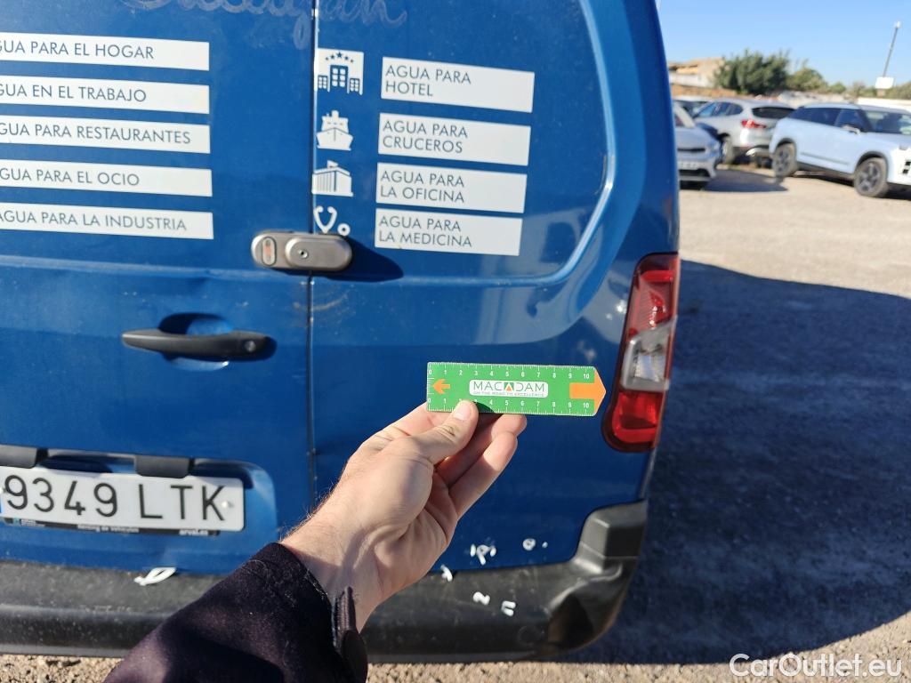  Peugeot  Partner PEUGEOT  / 2018 / 3P / furgón derivado de turismo Pro Standard 600kg BlueHDi 73kW #6