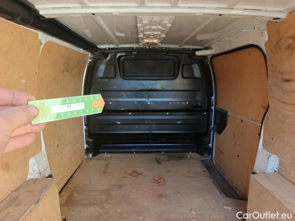  Opel  Vivaro OPEL  / 2019 / 4P / furgón 2.0 Diésel 88kW (120CV) L Inc. Express #20