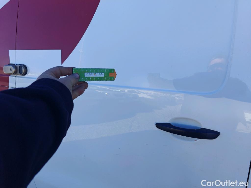  Opel  Vivaro OPEL  / 2019 / 4P / furgón 2.0 Diésel 88kW (120CV) L Inc. Express #8